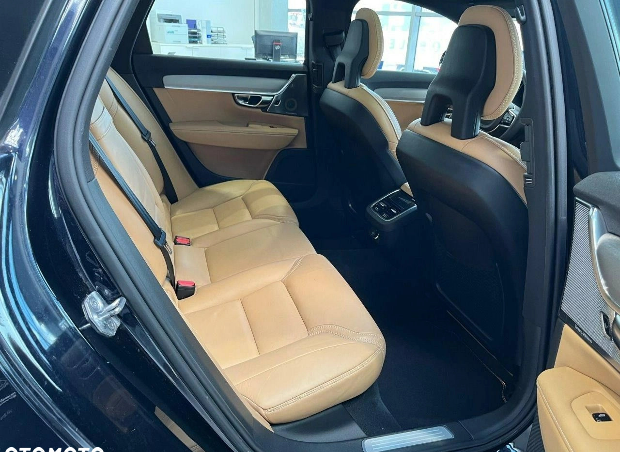 Volvo V90 cena 116900 przebieg: 106000, rok produkcji 2016 z Stronie Śląskie małe 466